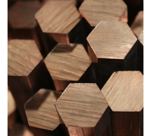 Бронзовые шестигранники в Гомеле от ГК Спецметаллстрой