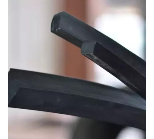 Резиновые уплотнительные квадратные шнуры в Гомеле